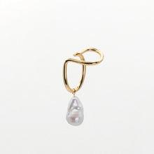 Boucle d'oreille gauche - La Virtuose Baroque plaqué or