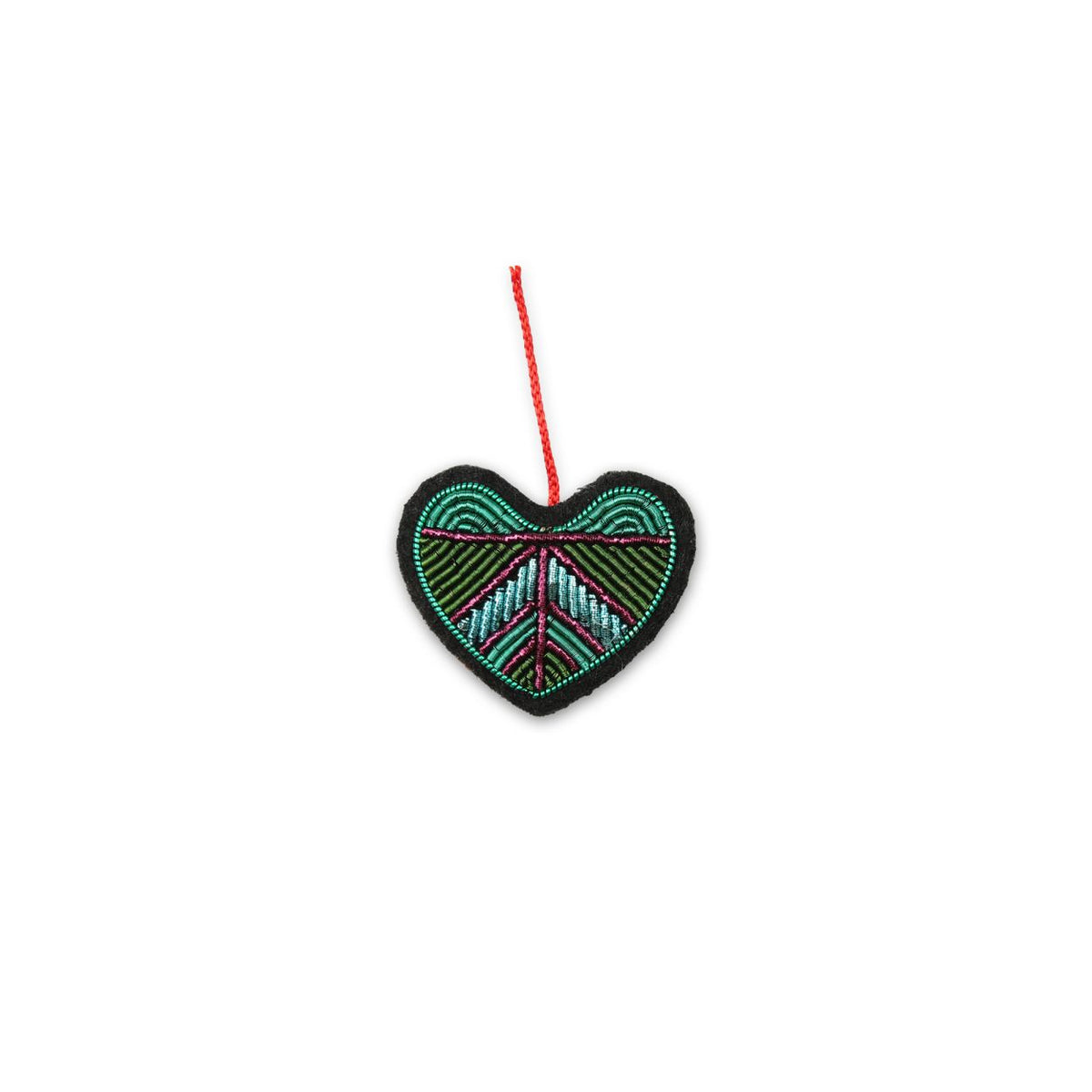 Broche Feuille de cœur brodée à la main