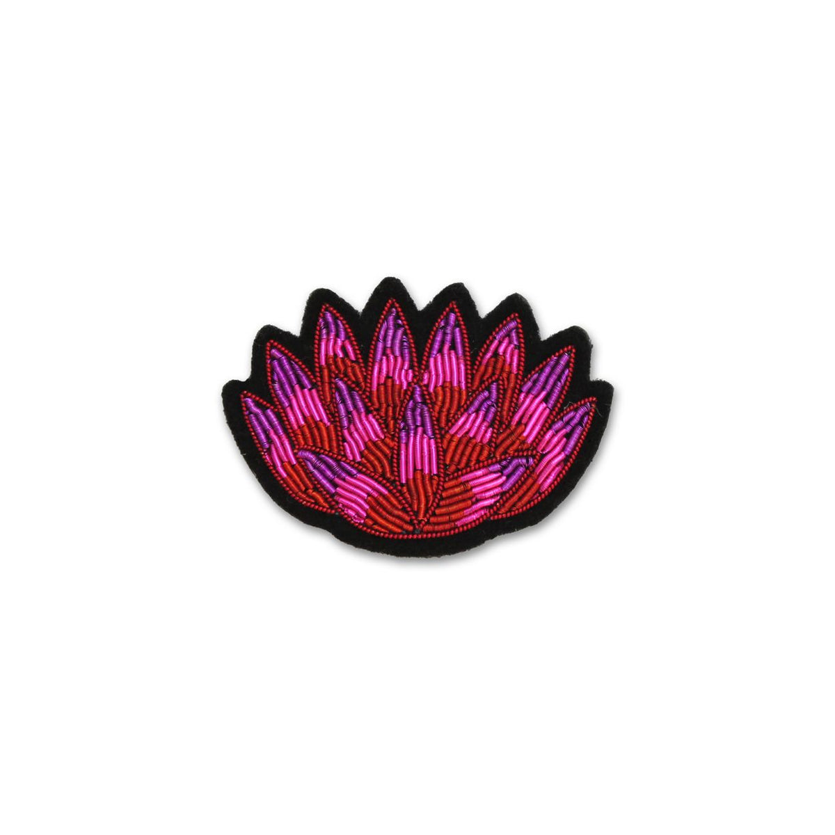 Broche Joli Nénuphar brodée à la main